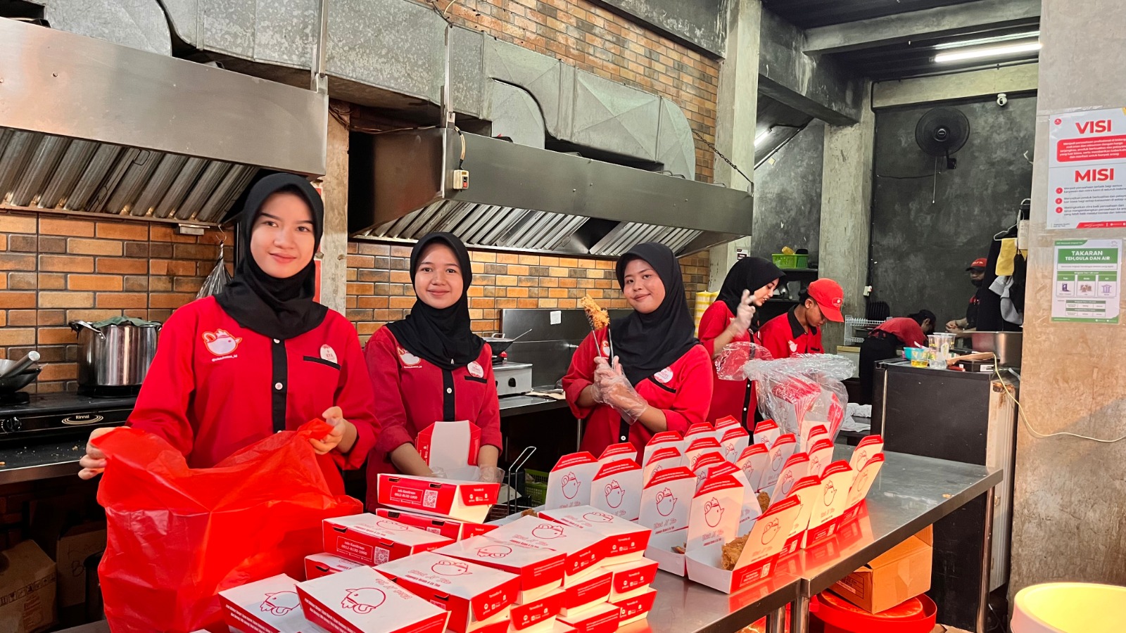 Jasa Catering Terdekat 2025: Chick N Tea Hadir dengan Paket Big Order Terbaik